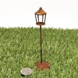 Mini Rusted Lamp Post